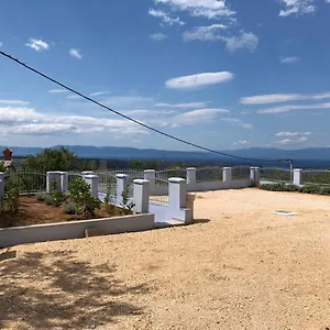 Appartement Diana, Šmrika