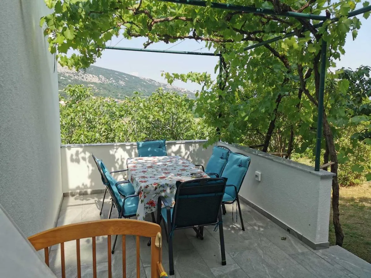 Apartments Juranic I  Baska (Krk)