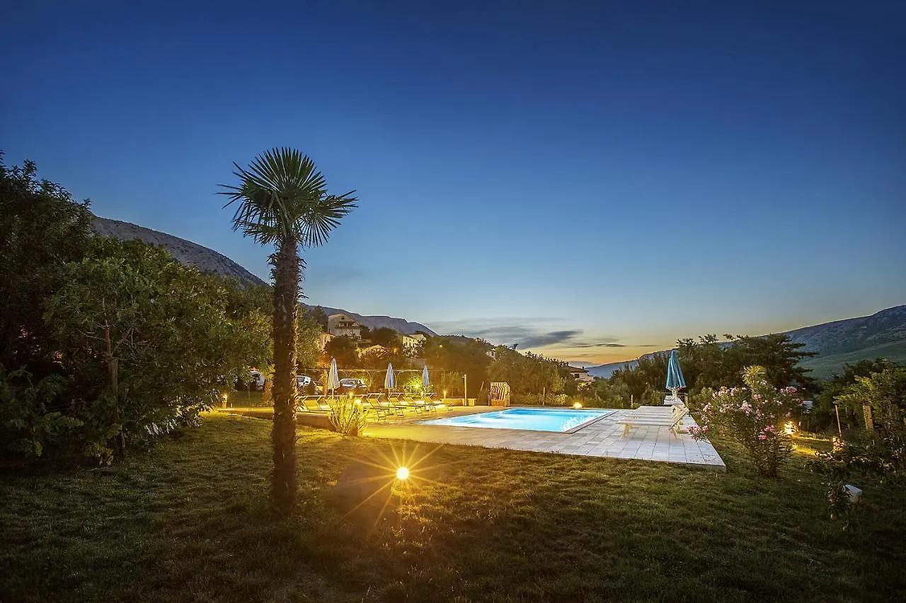 Apartments Juranic I Baška